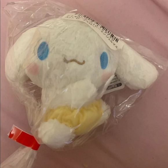Cinnamoroll Plush Keychain - Picture 1 of 1